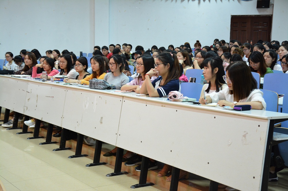 球盟会成功举办考研经验分享会