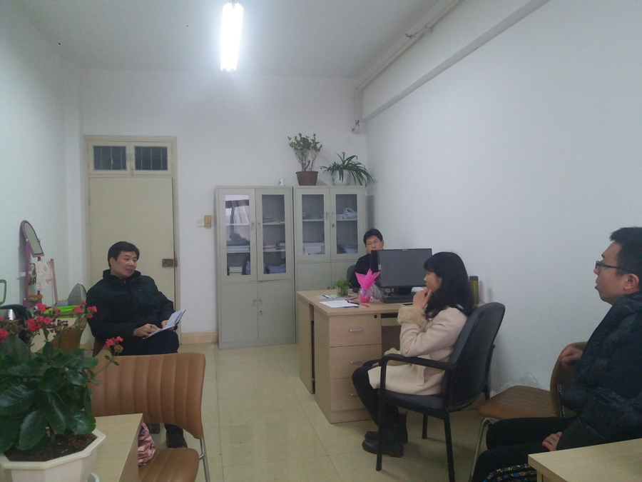 球盟会举行新学期首场教研室专题研讨活动