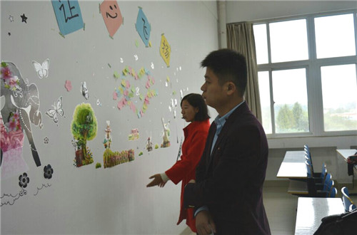 球盟会成功举办“心情墙”评比活动