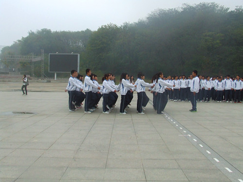 球盟会举行2012级新生广播操比赛