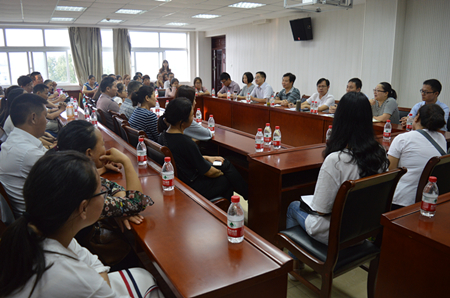 球盟会举行2017级新生家长见面会
